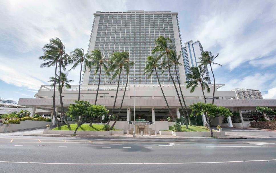 Ala Moana Hotel _ Ocean View With Balcony Honolulu Exterior photo